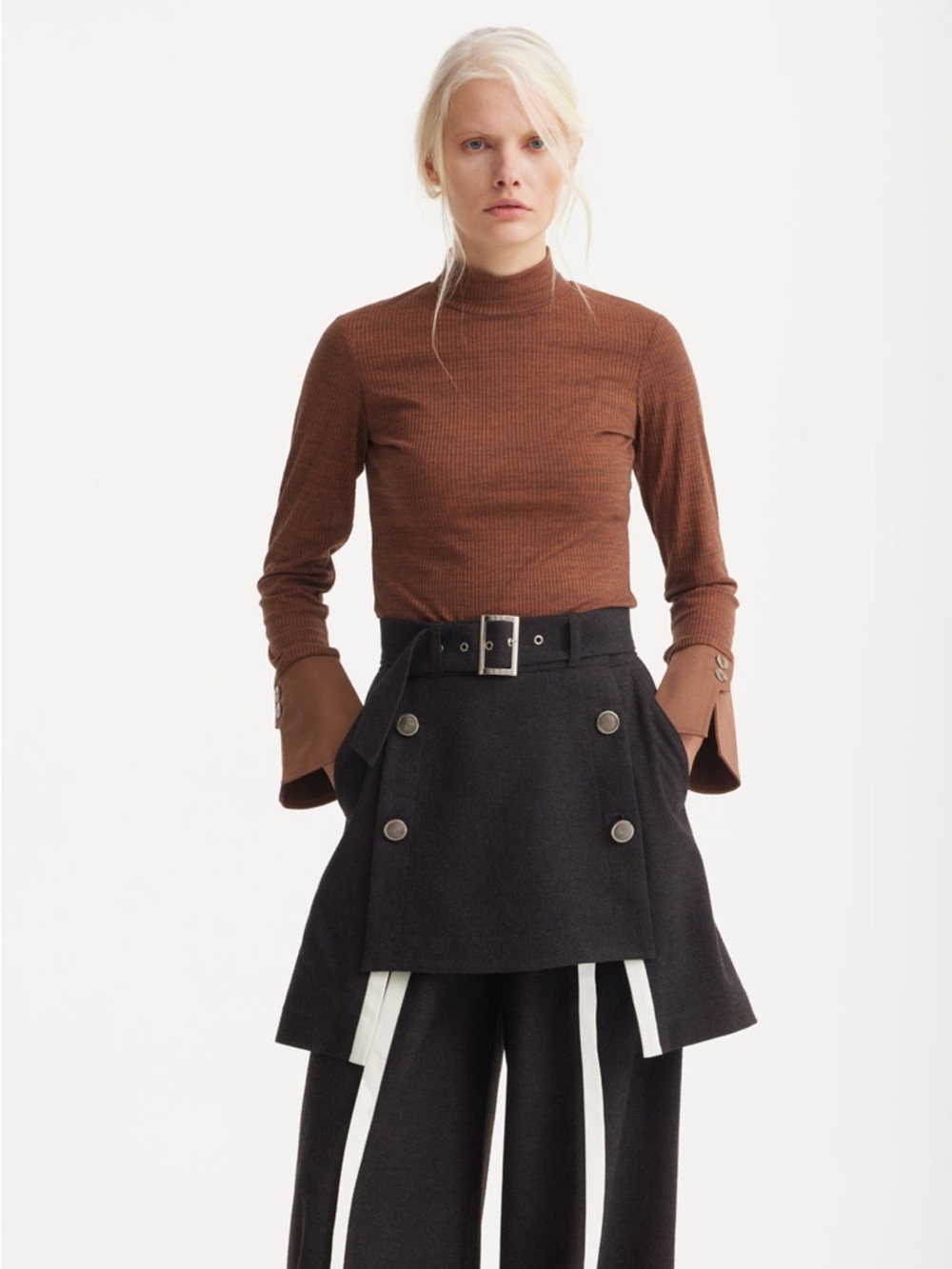 Julia Allert Warm Top With Cuffed Sleeves Melange Brown